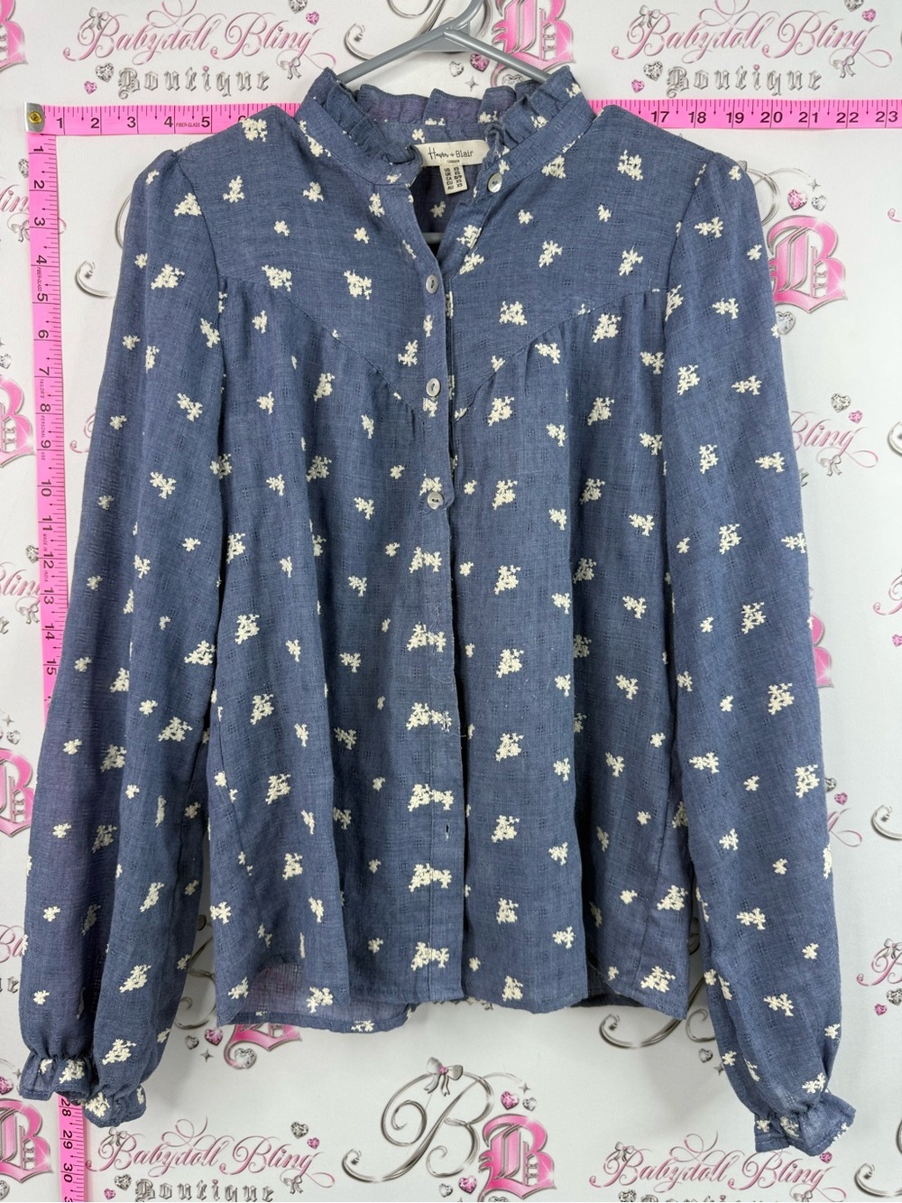 Haver & Blair London shirt blouse Embroidery Blue Floral Button-Down Shirt